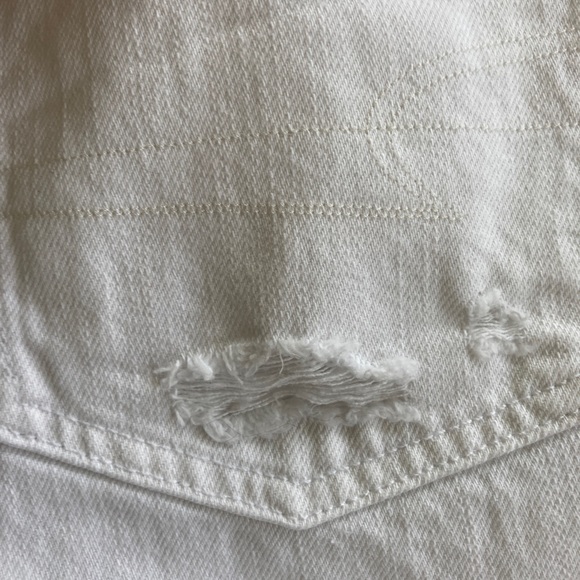 EUC American Eagle white denim distressed shorts - Picture 9 of 13
